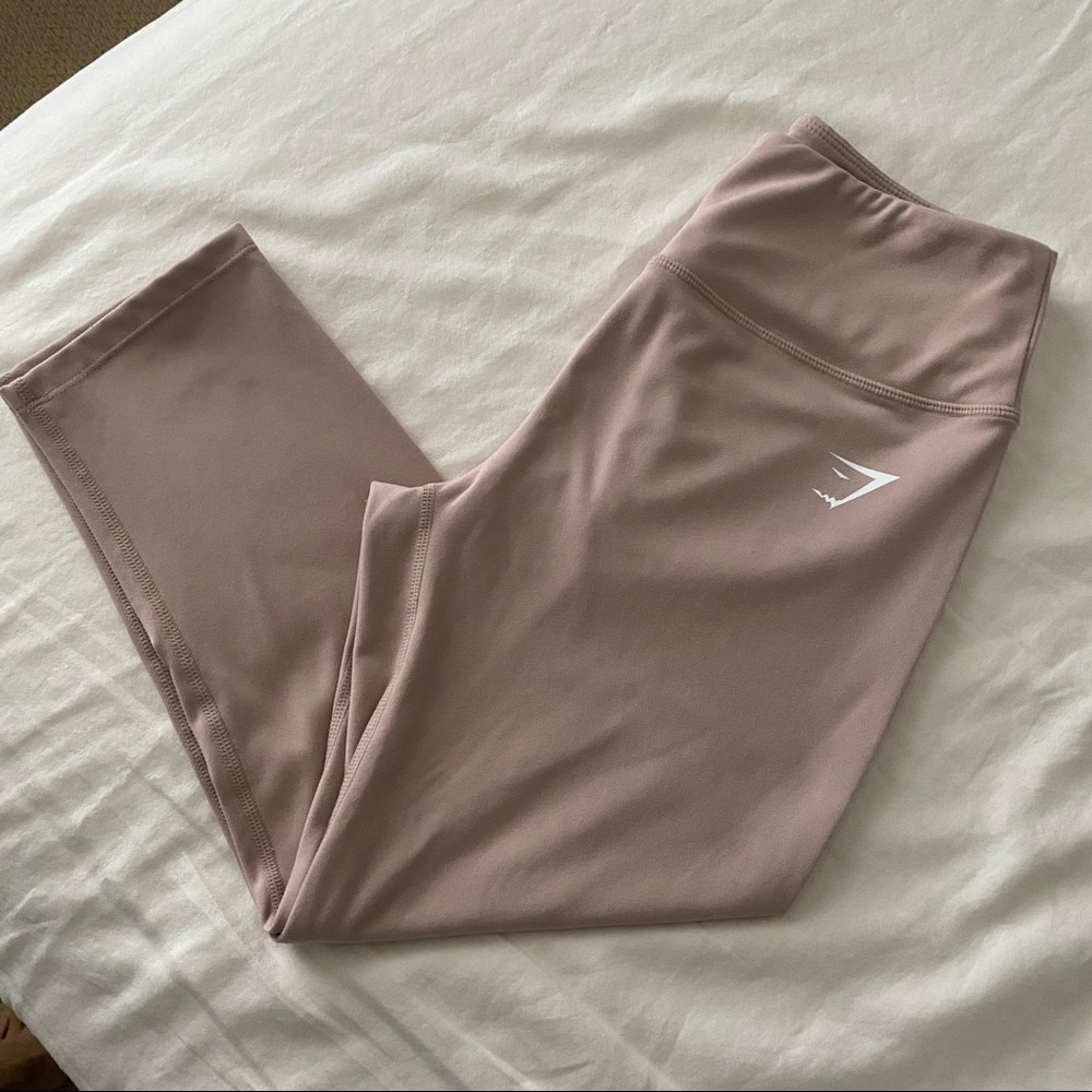 Gymshark Dreamy Cropped Leggings- Taupe/White